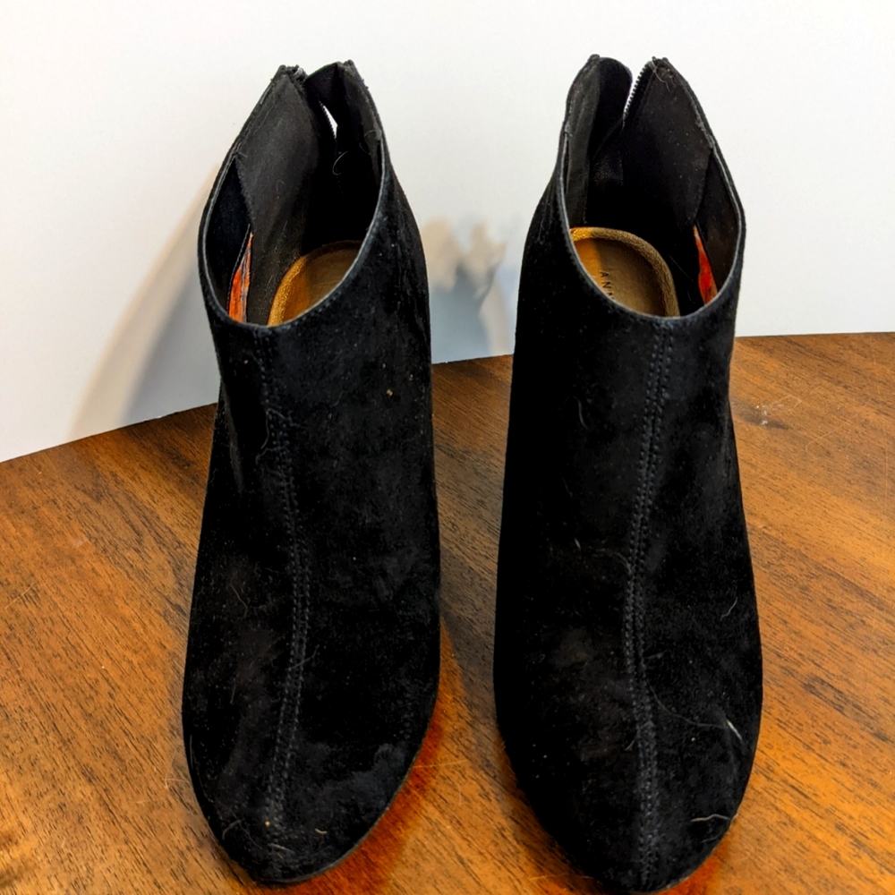 black ankle boots